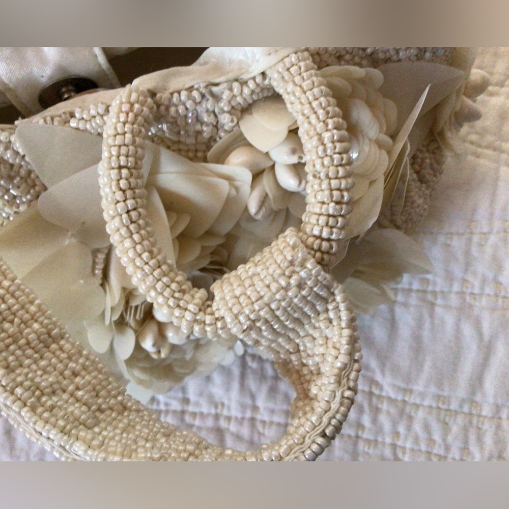 Ivory hand beaded bag, NEW - Picture 6 of 9